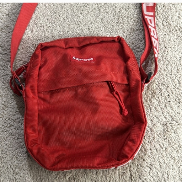 Supreme Shoulder Bag SS18 - Picture 5 of 5